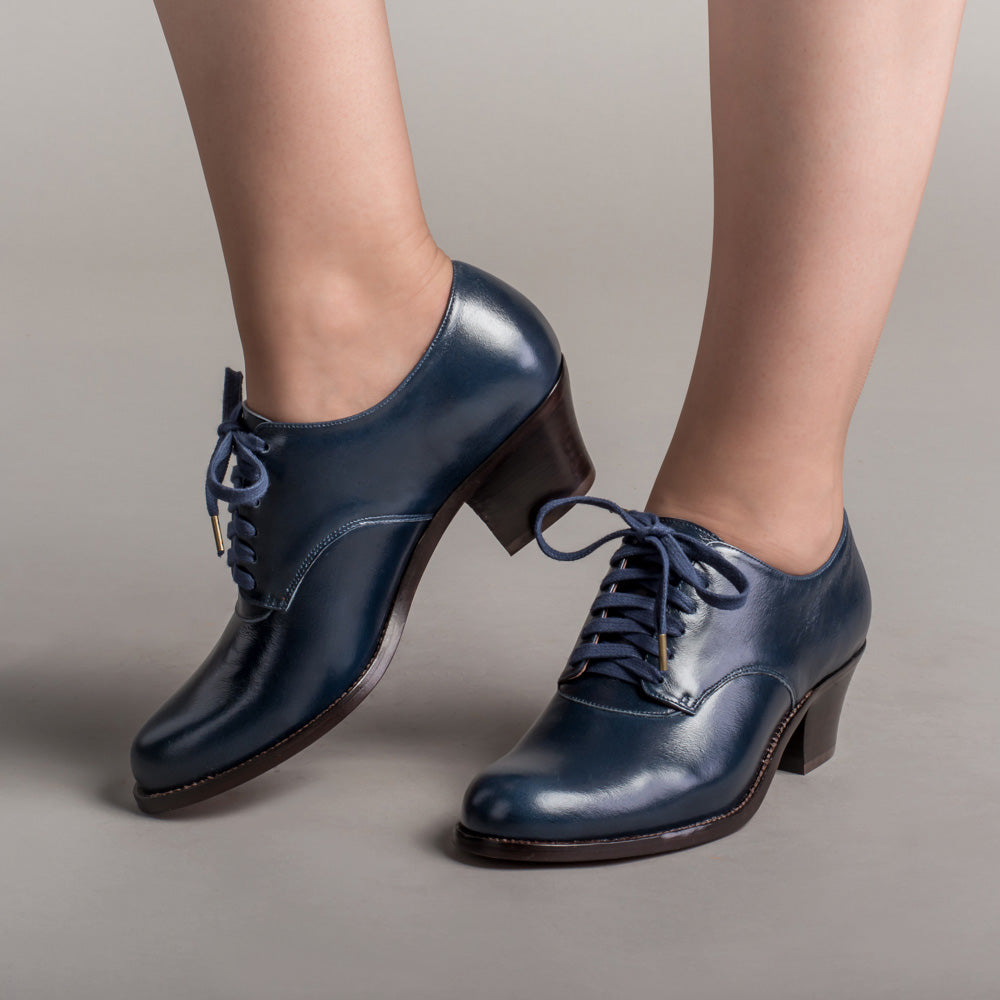 Womens navy top blue oxfords