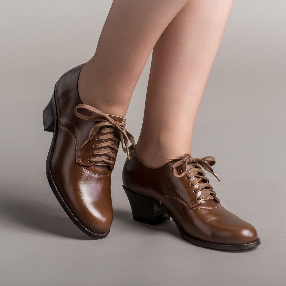 Lace up on sale oxfords ladies