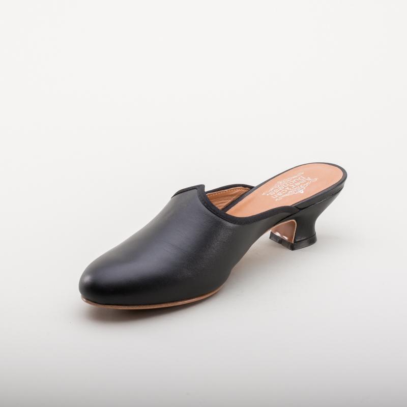 Sophie 18th Century Leather Mules (Black)(1760-1790)